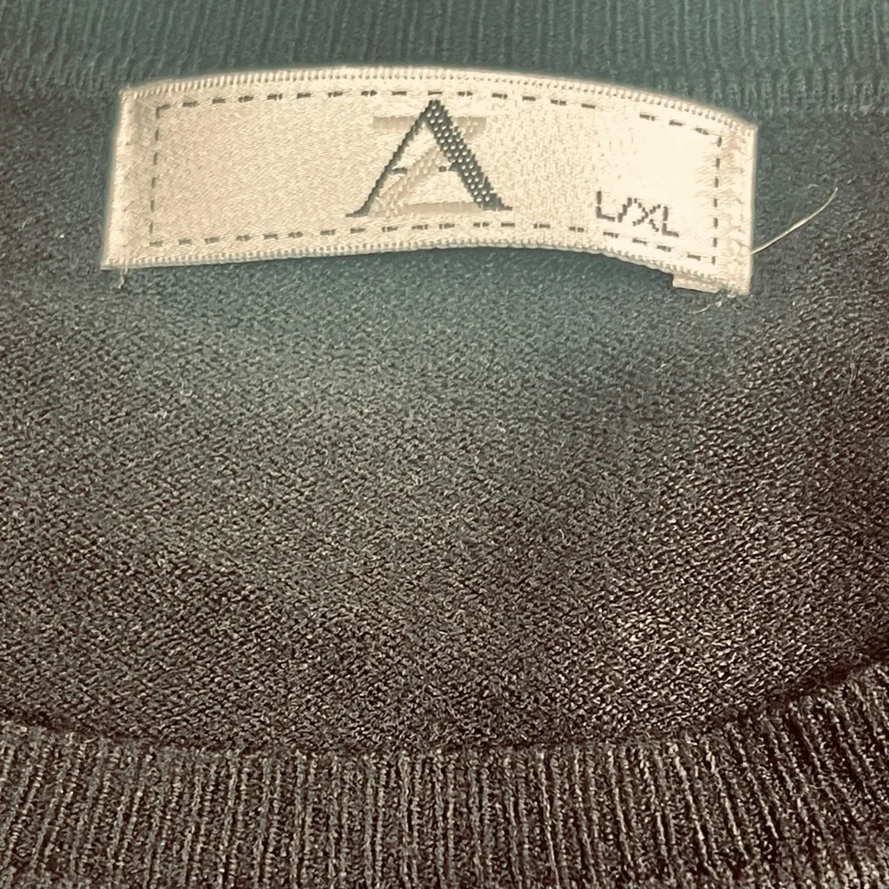 N/A elegant designer